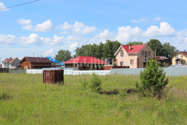 Участок на въезде в Кулигу